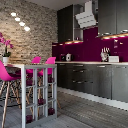 Elegance Pink Apartment