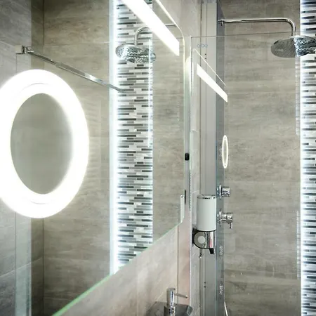 Elegance Pink Lägenhet Rewal